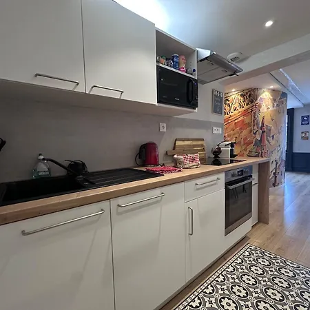 B'm Hans - Centre Historique - Vue Cathedrale - 2p Apartman *