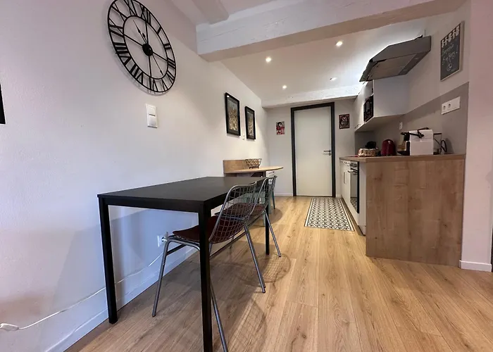 B'm Hans - Centre Historique - Vue Cathedrale - 2p *